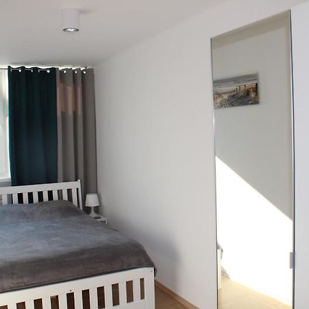 Strict Center Warsaw Comfortable Apartment, 10Th-Floor With Beautiful View On The Park And Skyscrapers, Free Wifi, Self Check-In/Out Kültér fotó