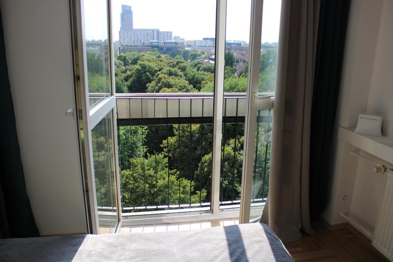 Strict Center Warsaw Comfortable Apartment, 10Th-Floor With Beautiful View On The Park And Skyscrapers, Free Wifi, Self Check-In/Out Kültér fotó