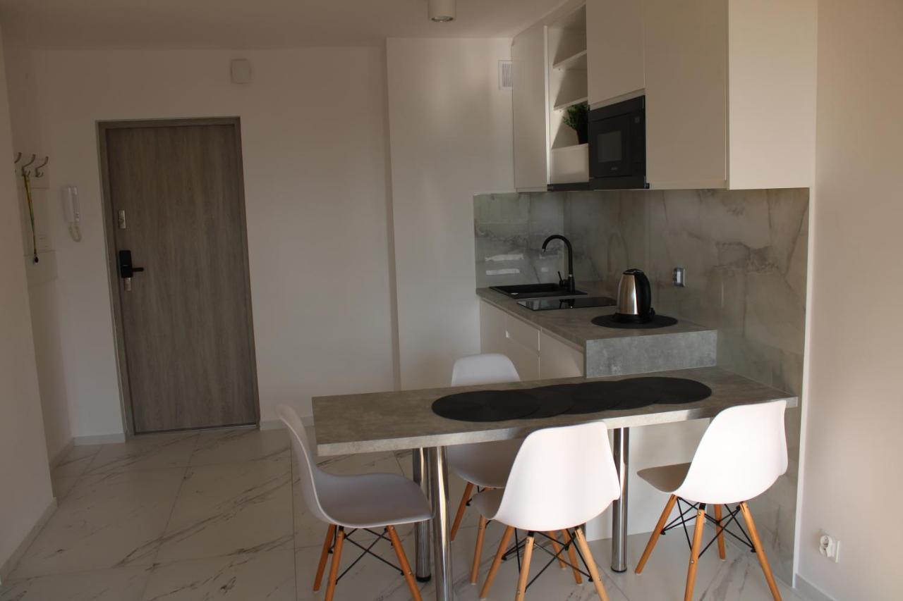 Strict Center Warsaw Comfortable Apartment, 10Th-Floor With Beautiful View On The Park And Skyscrapers, Free Wifi, Self Check-In/Out Kültér fotó